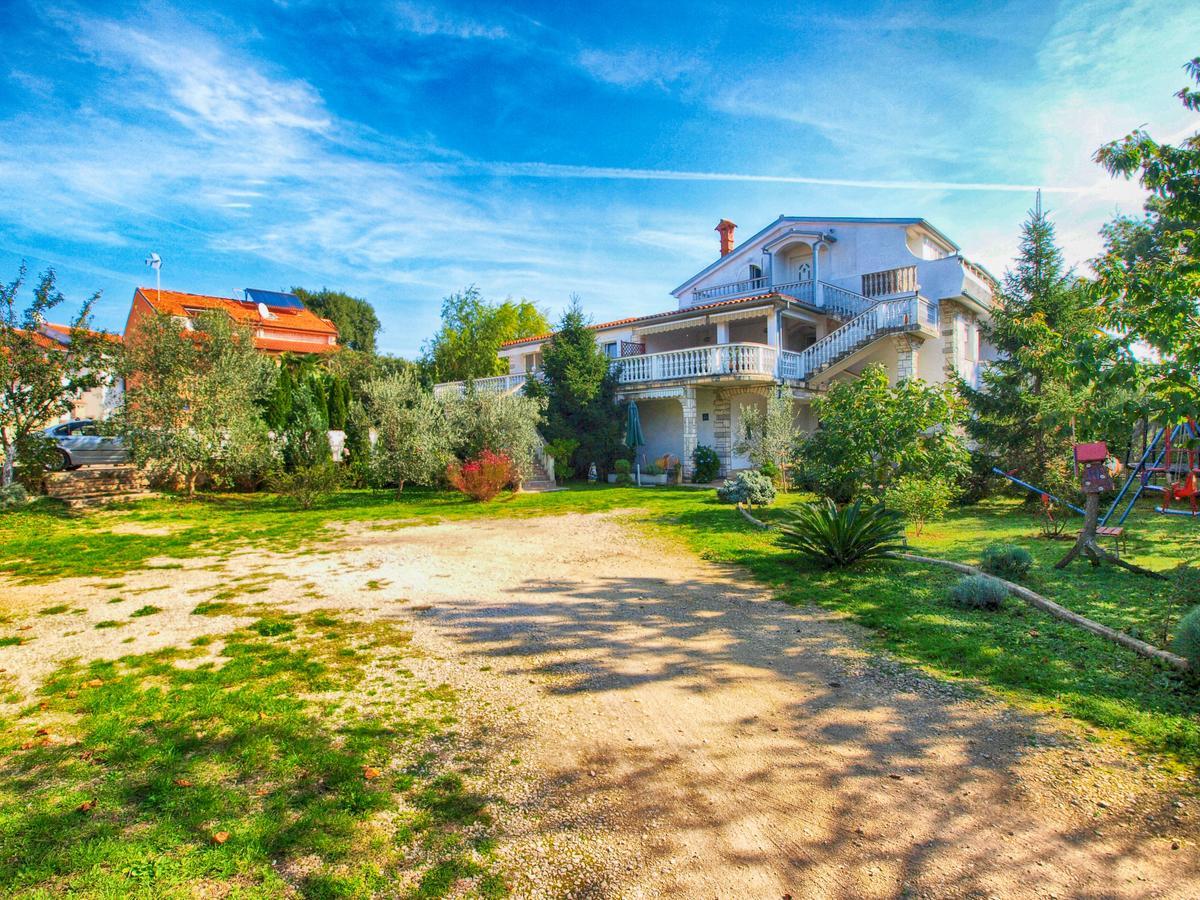 Apartments Nadia 1493 Medulin Dış mekan fotoğraf